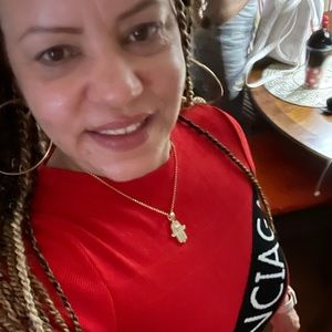 Meet your Posher, Francisca